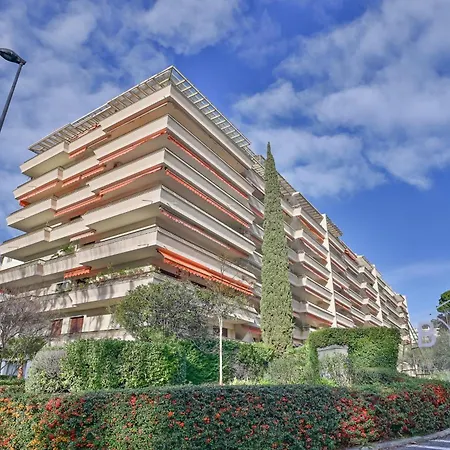 Close To The Croisette * Cannes